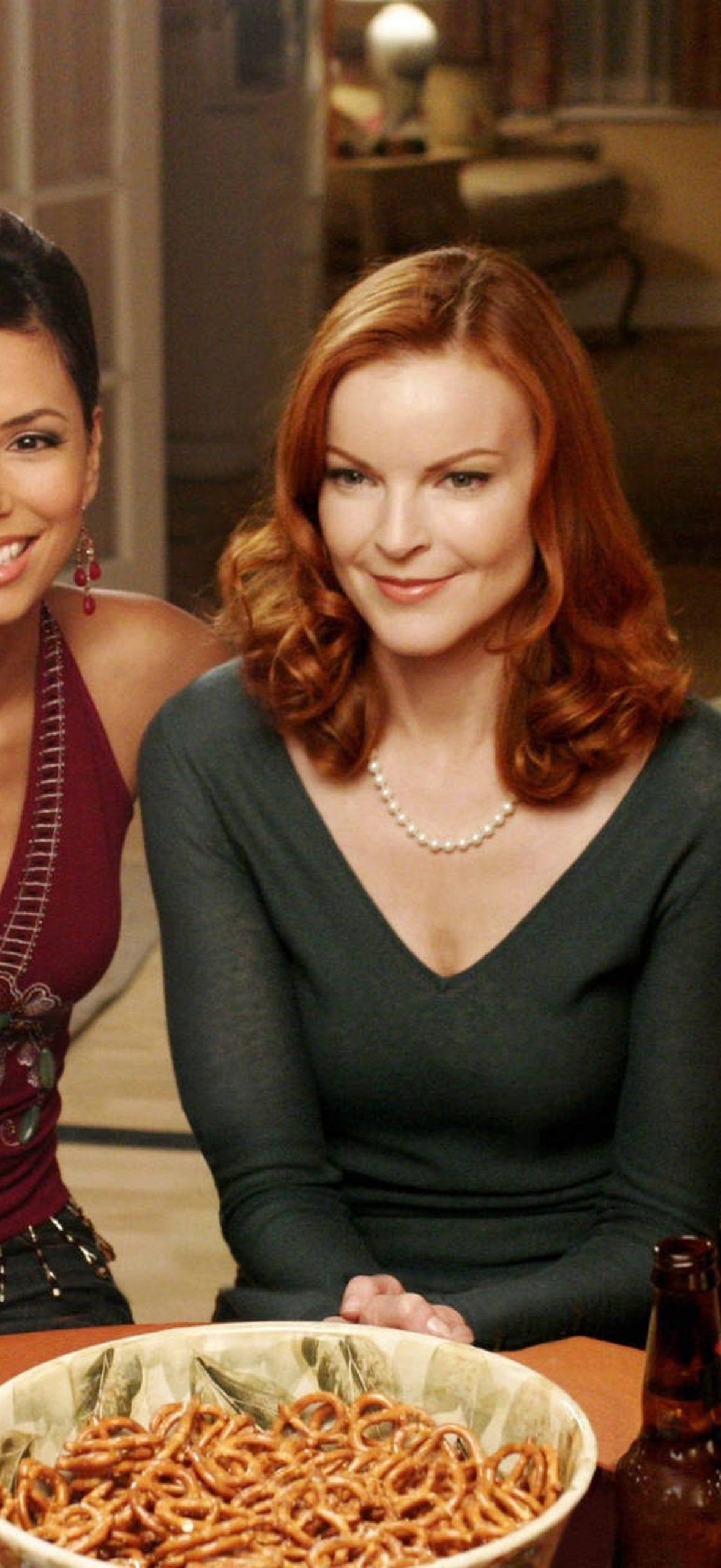 Desperate Housewives Drinking Night 68w0fdtaezcv63bq