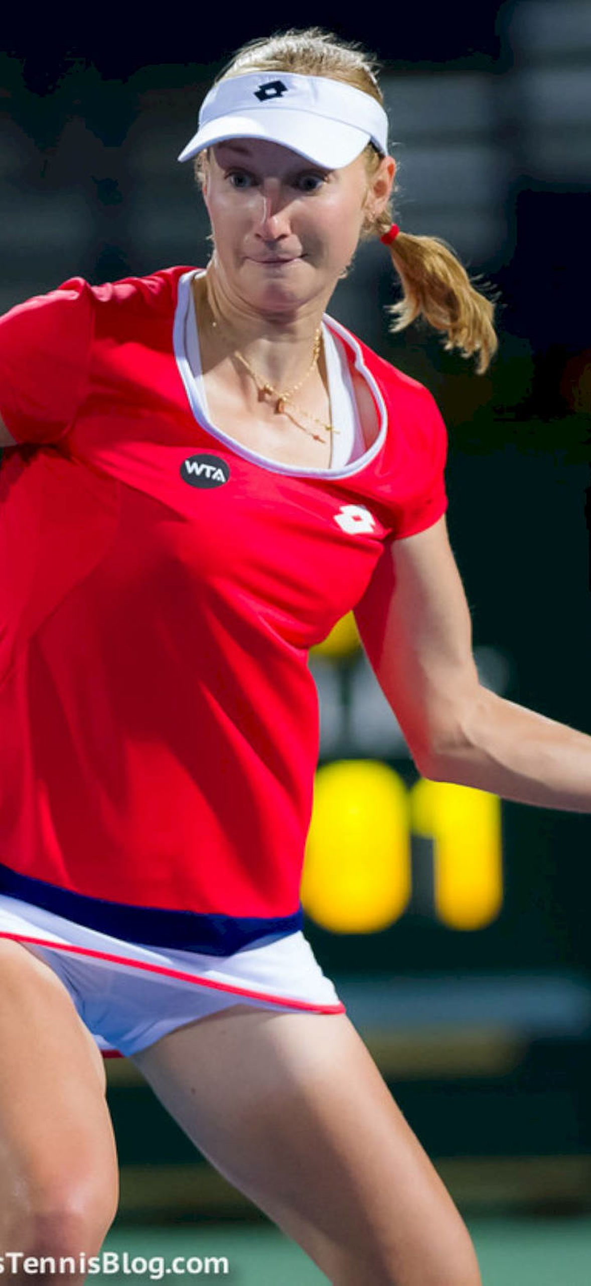 Ekaterina Makarova Looking At Ball