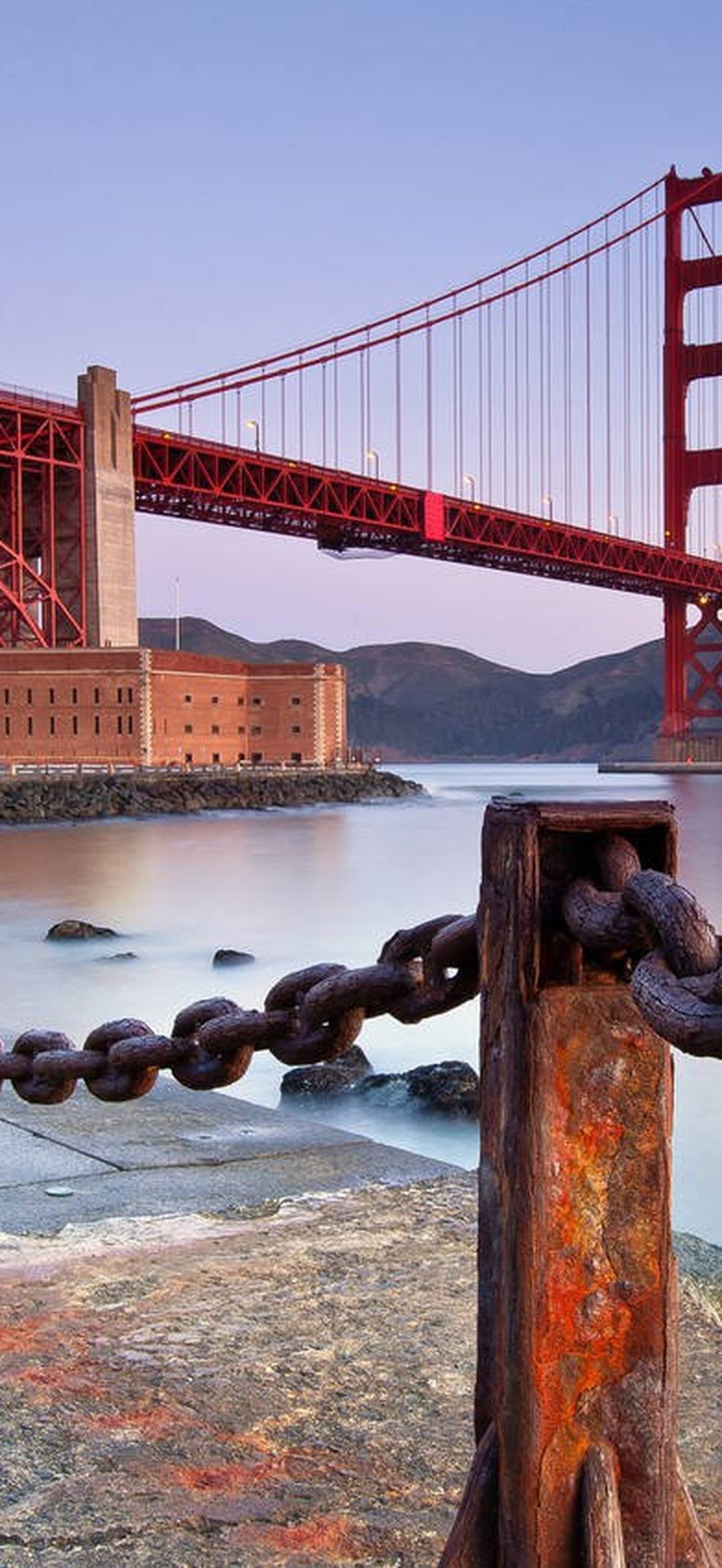 Golden Gate Bridge from a Distance Ec0v0nld8n6i3nma
